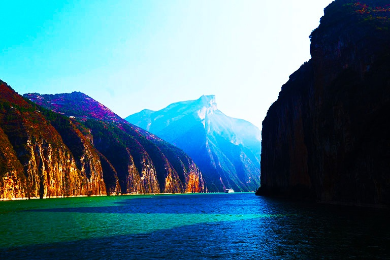 Majestic Huangshan Peaks