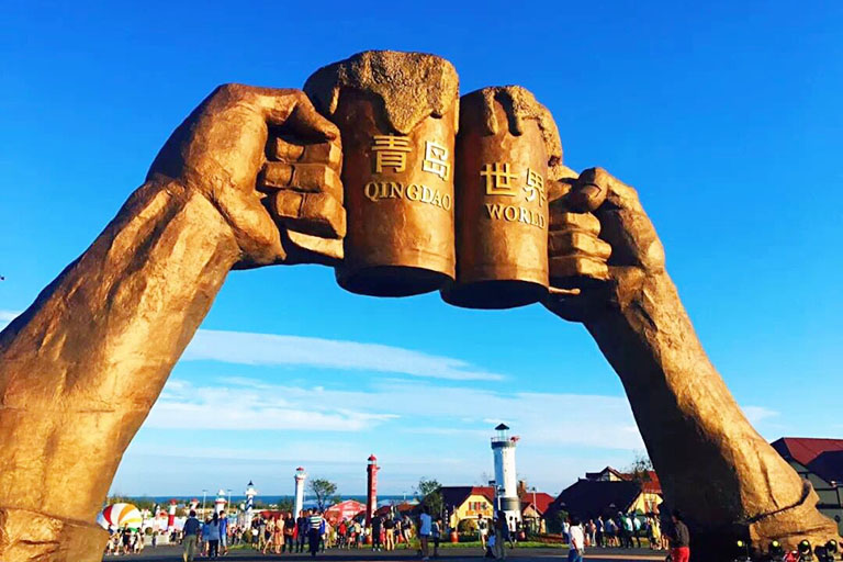 Qingdao Ganbei (Cheer) with the World