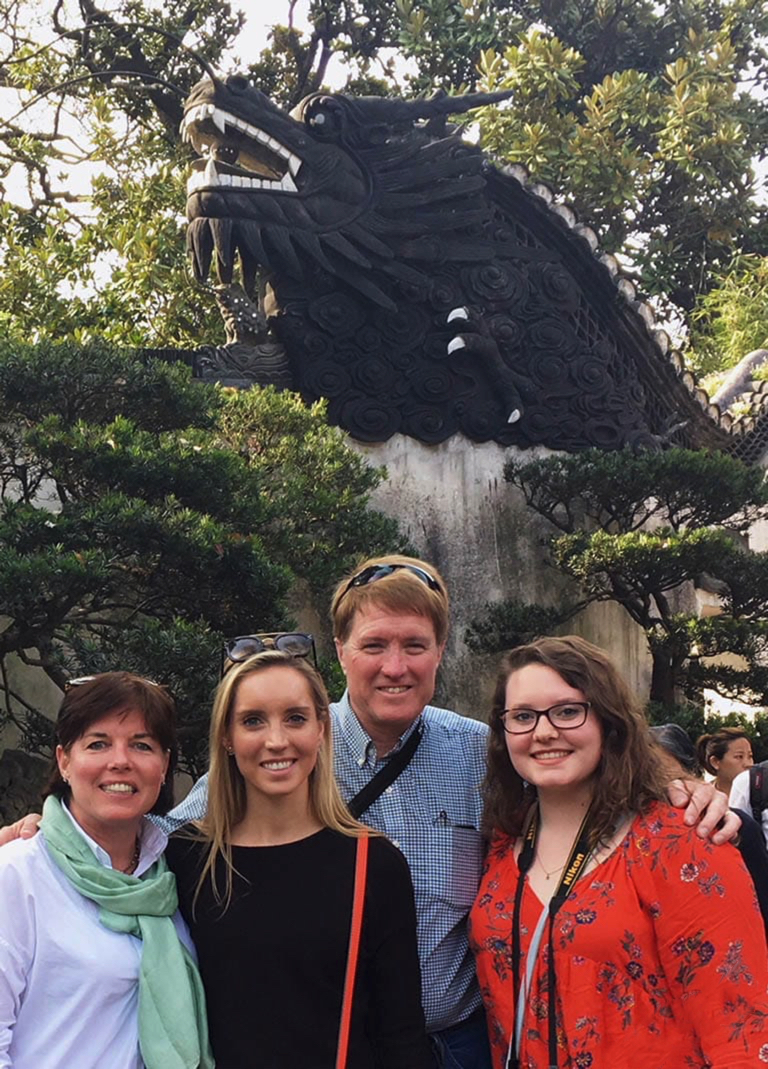 Customized Shanghai tour with Yu Garden for Timothy Family