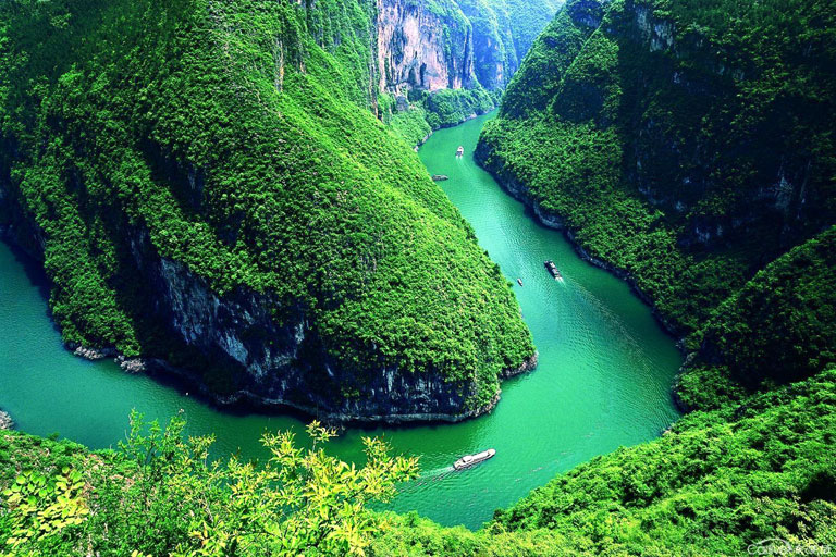 Yangtze River Cruise in Summer