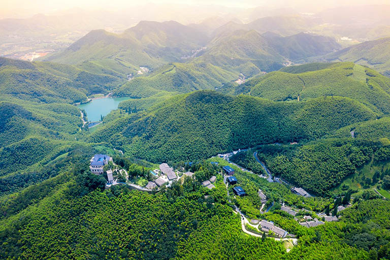 Refreshing Moganshan Resort in Zhejiang
