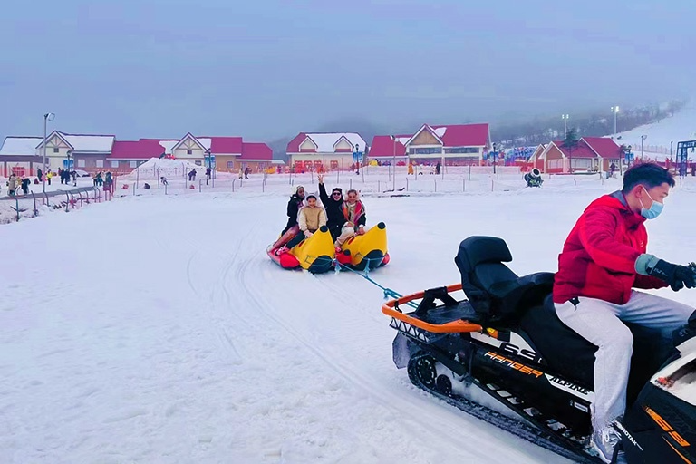 Xiling Snow Mountain Ski Resort