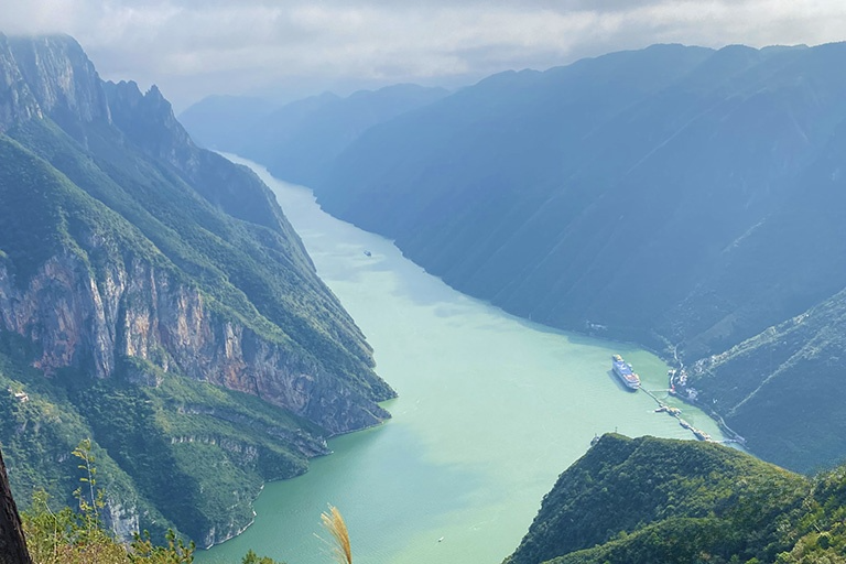 Three Gorges Winter Scene